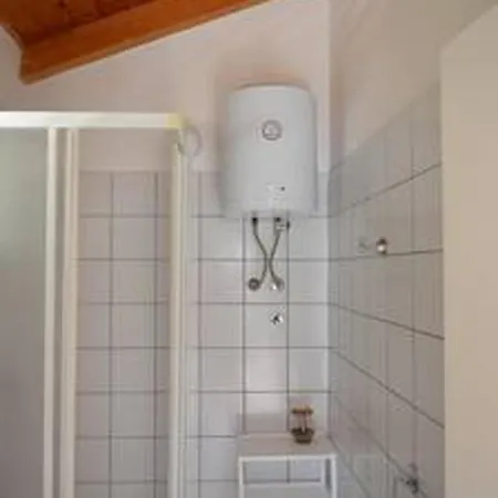 Apartment 815d